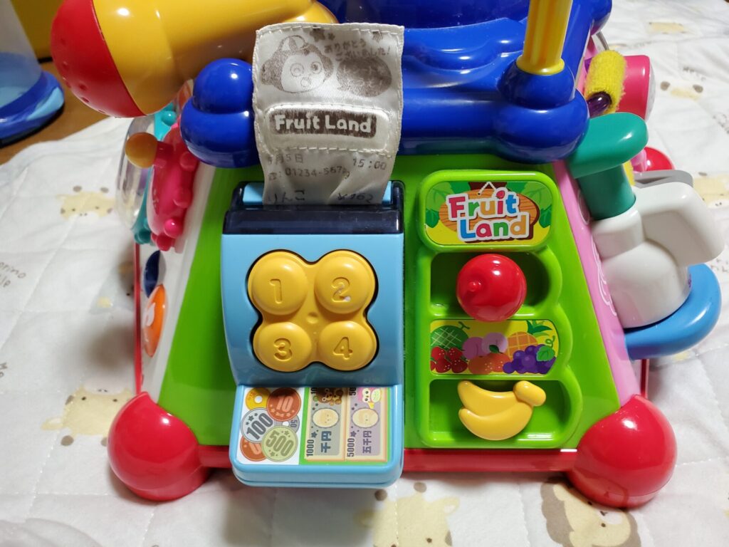 【トイローヤル たのしく知育！やみつきボックス+】0～2歳息子に最もヒットした知育玩具はコレです！