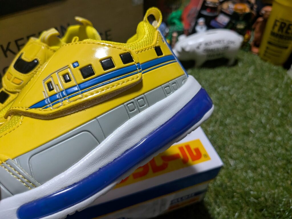 [プラレール] 光る スニーカー ドクターイエローが超最高だった…