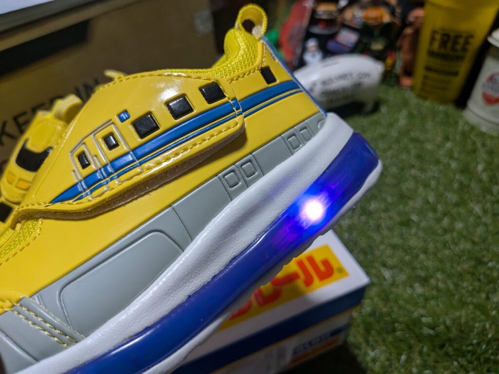 [プラレール] 光る スニーカー ドクターイエローが超最高だった…